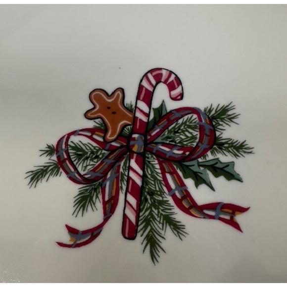 The Cellar O'Tannenbaum, 1 Large Rim Soup Bowl, Holly & Ribbon Border Christmas - Picture 4 of 14